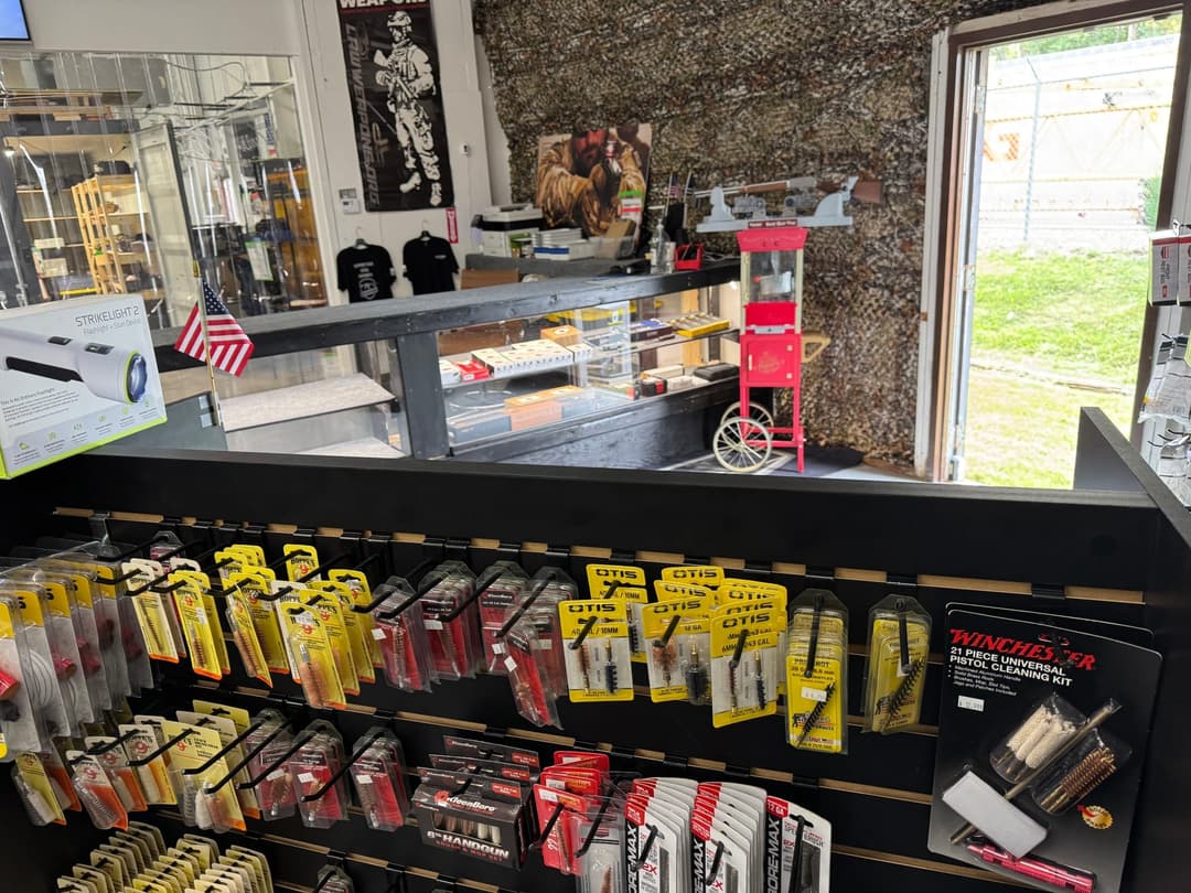 Gunsmith station